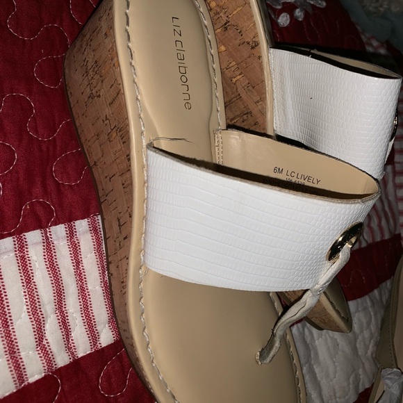 Wedge sandals - Picture 2 of 2